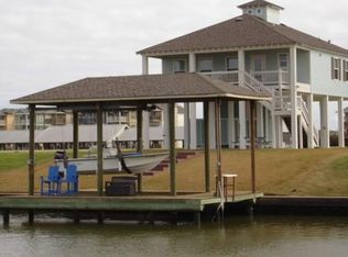2105 Laguna Harbor Cove Blvd, Port Bolivar, TX 77650