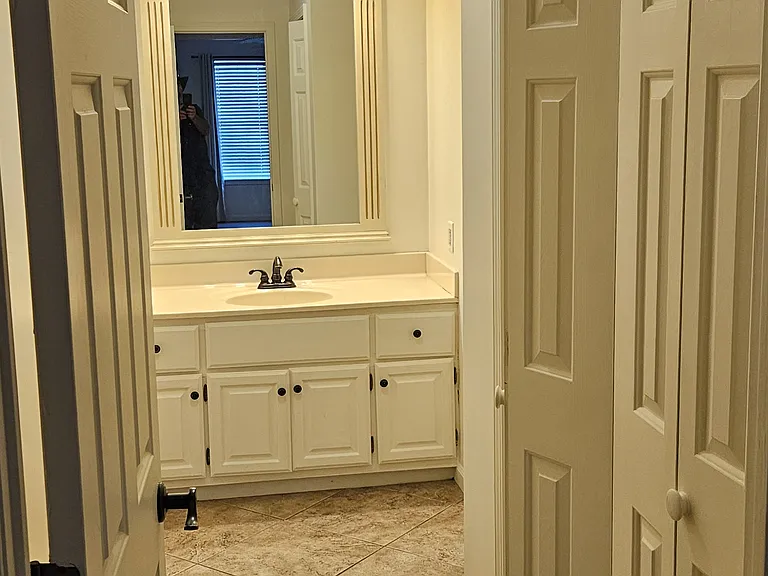 623 N Gloster St #410 — Photo 16