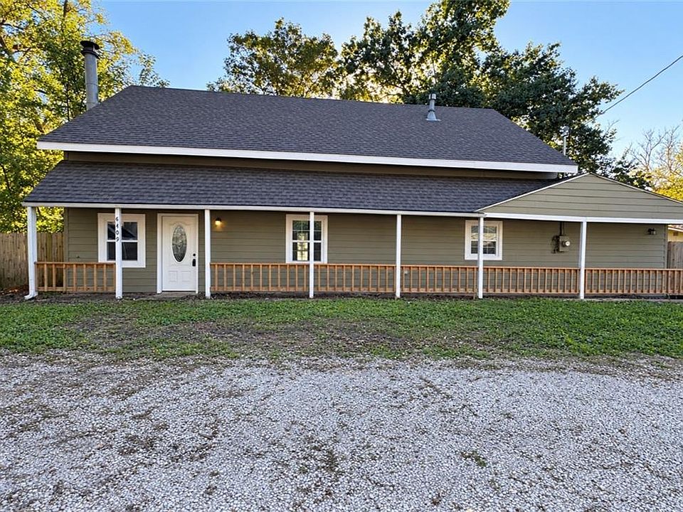 1st image of 8409 Curly Ln