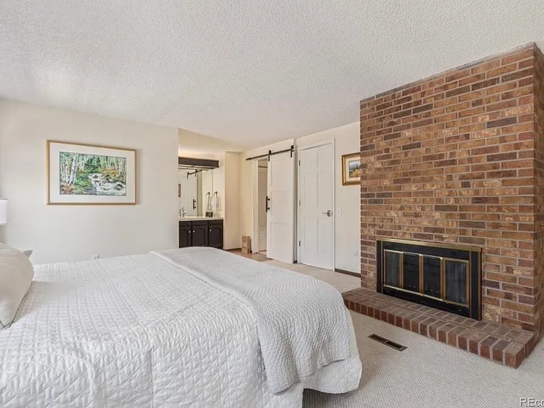 8039 E Phillips Cir — Photo 19