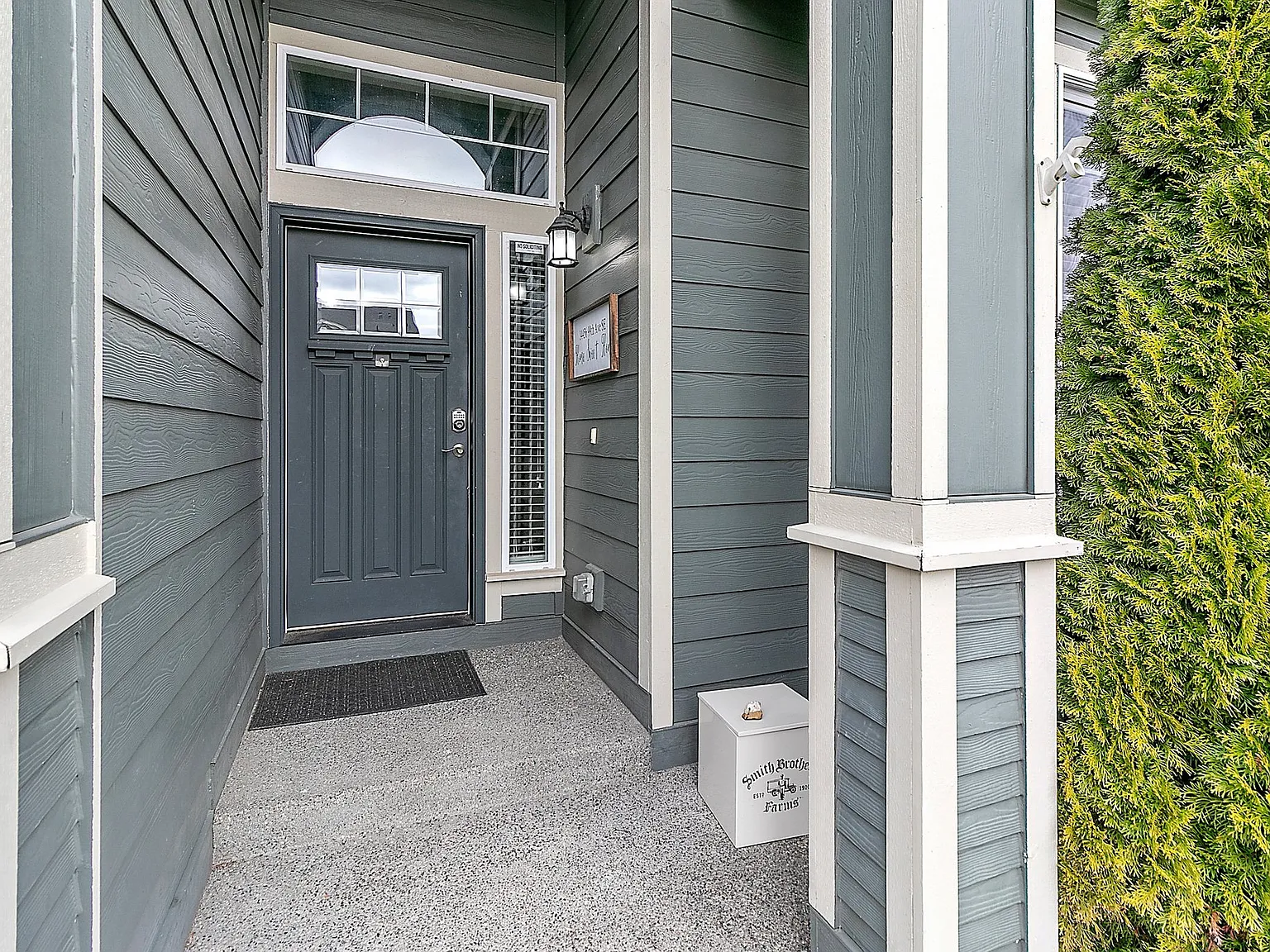 4 bed, 2606 sqft, $3,000 — Photo 3