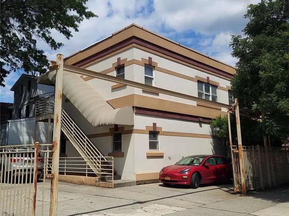 45-18 Parsons Boulevard, Flushing, NY 11355