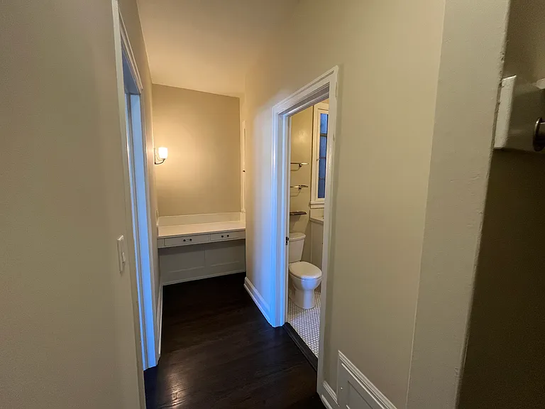 1349 N Hill Ave #12 — Photo 9