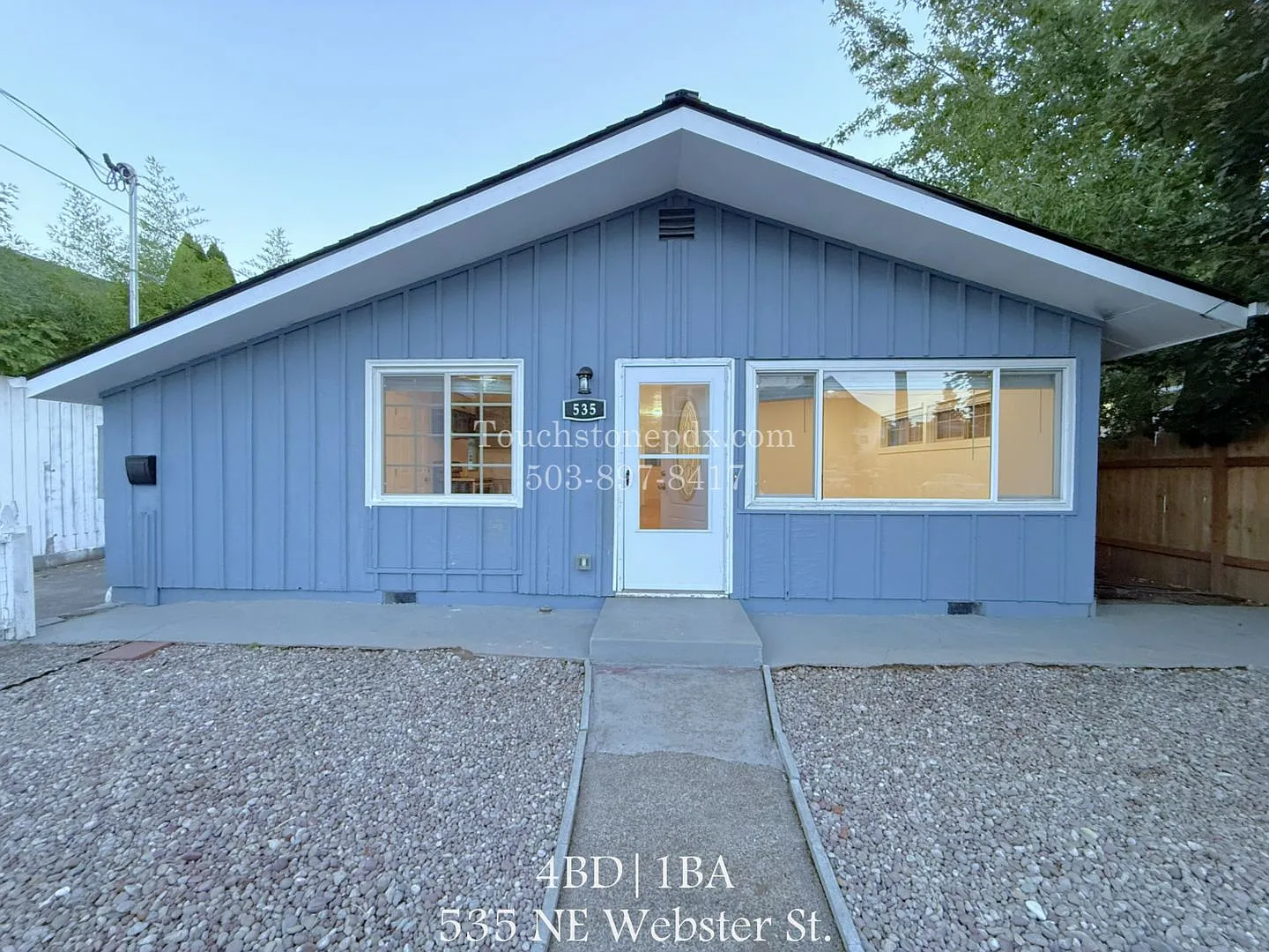 Charming NE Portland 4 Bed Home with Updated Kitchen & 2-Car Garage — Photo 1