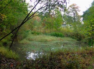 125 Barney Ln, Central, SC 29630