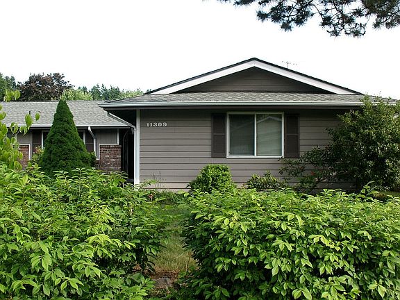 3rd image of 11309 NE 148th St