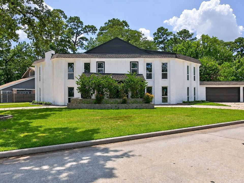 1st image of 8002 Lichen Ln