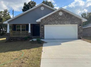 5001 Quarter Deck St #1A, Pensacola, FL 32526