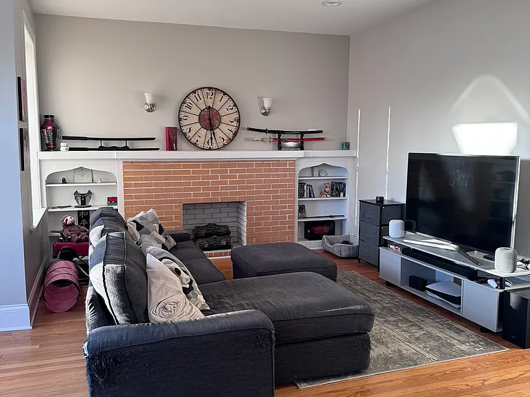 4655 N Drake Ave #2 — Photo 12