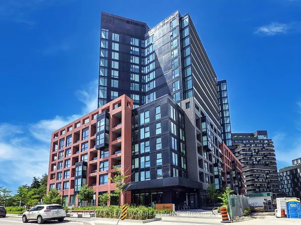 8 Tippett Rd #1017, Toronto, ON M3H 2V2
