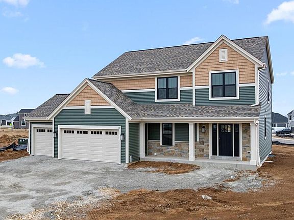 5th image of 149 Twin Creeks COURT