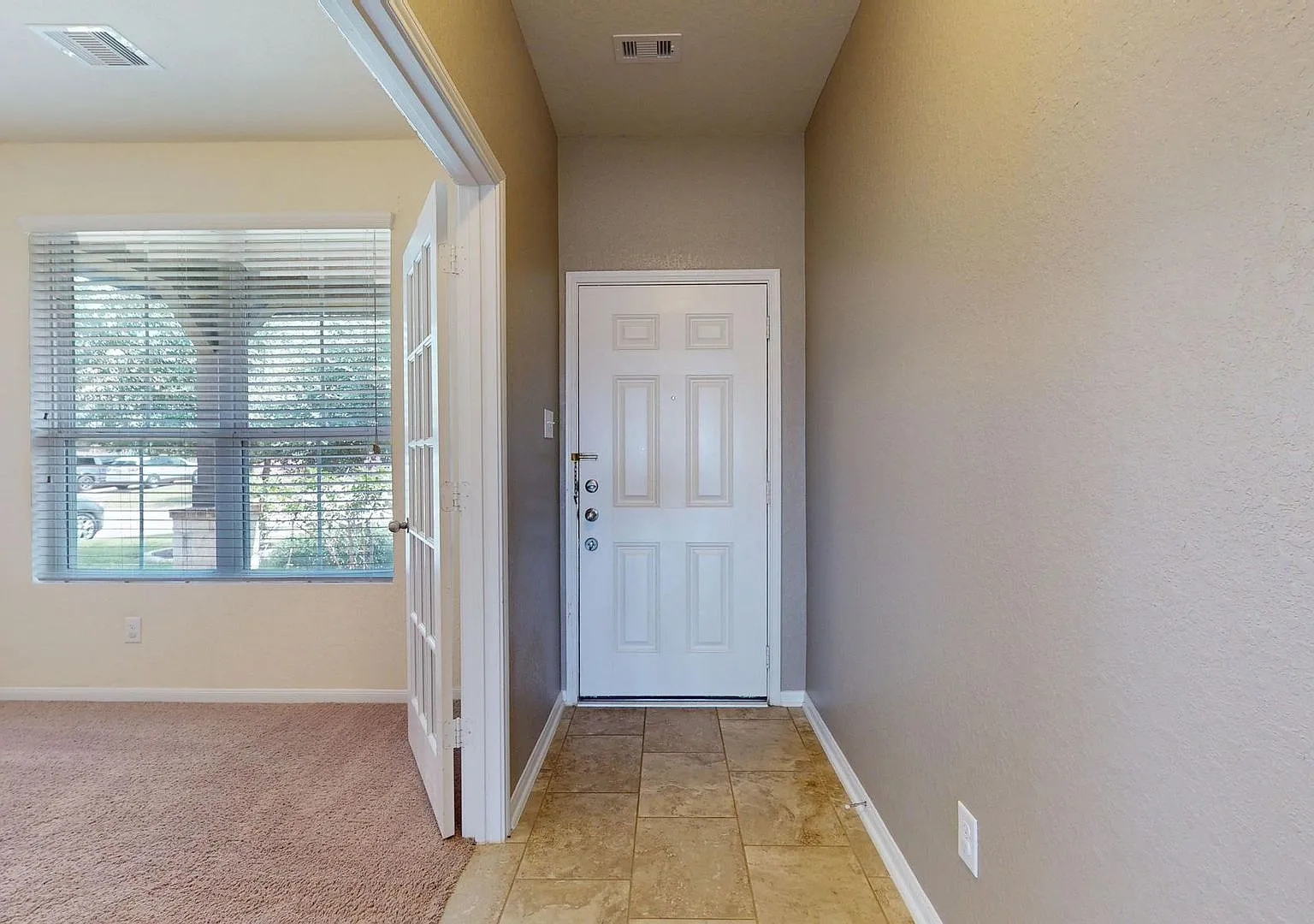 For Lease | 4 Bed, 3.5 Bath | 3,044 Sq Ft | Signal Ridge Subdivision | — Photo 4