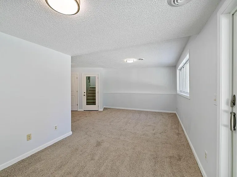 3345 Minnesota Ln N — Photo 17
