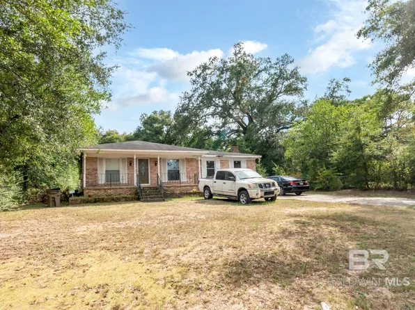 5429 Colonial Oaks Dr N, Mobile, AL 36618