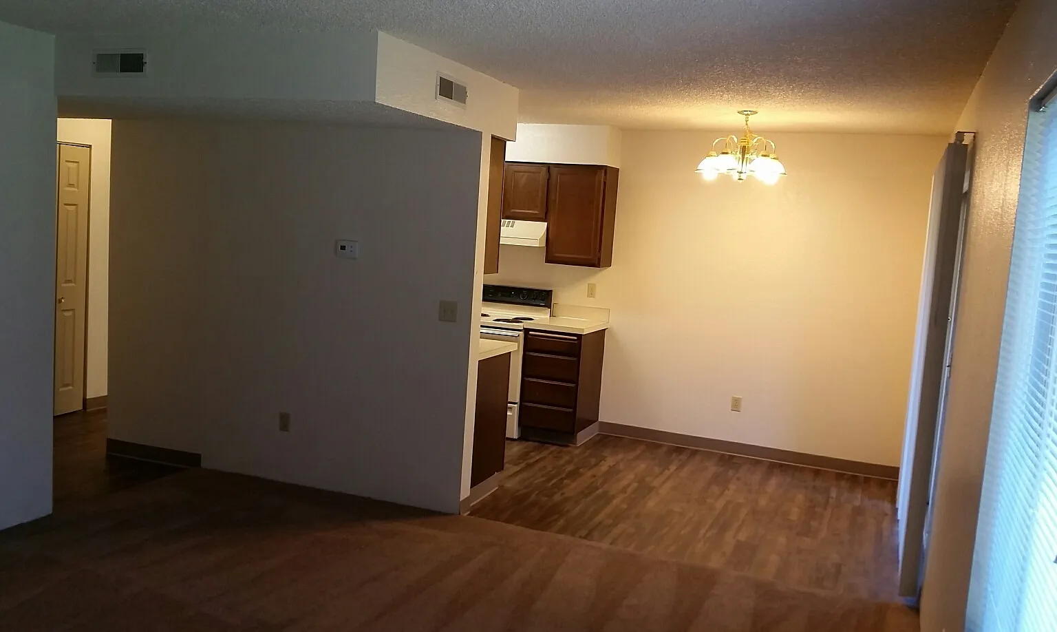 Cedars Apartments — Photo 4