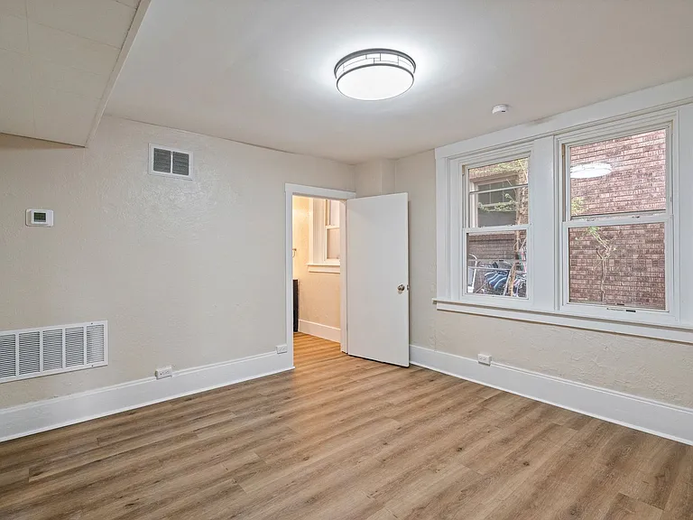 1680 Potomac Avenue — Photo 7