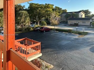 3250 NW 85th Ave APT 16, Pompano Beach, FL 33065