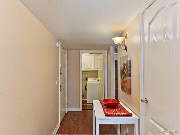 3rd image of 12091 Alta Carmel Ct Unit 9