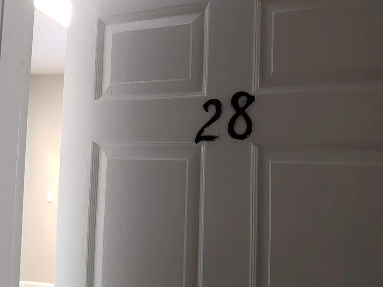 609 S Lake Dr — Photo 2