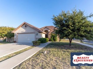 2091 Silver Oak Cir, Eagle Pass, TX 78852