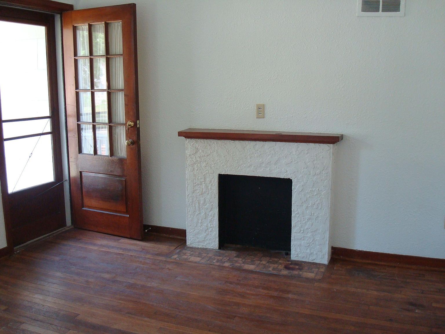 1101 Pierre St, Manhattan, KS 66502 Zillow