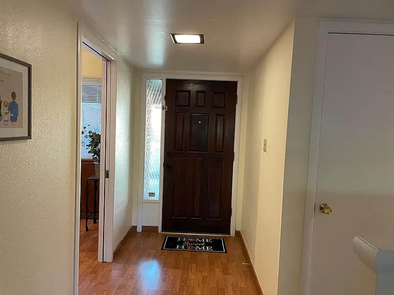 669 Clipper Way — Photo 2