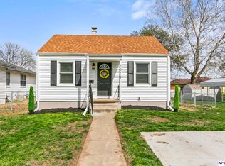 7913 N 29th St, Omaha, NE 68112