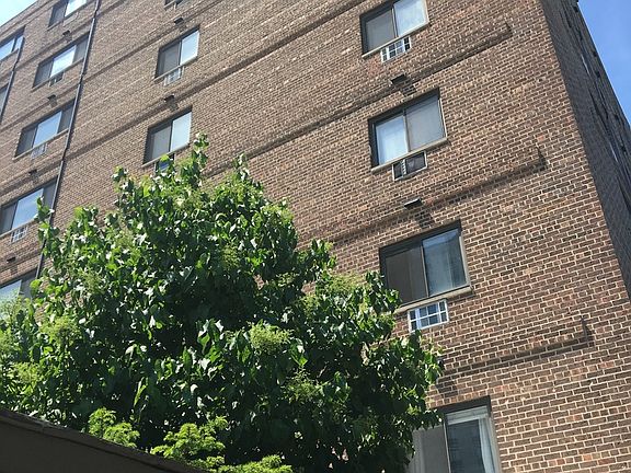 2nd image of 607 W Wrightwood Ave APT 503