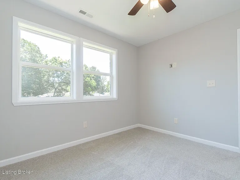 11502 Bellewood Garden Ct — Photo 41
