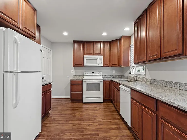 19202 Dunbridge Way — Photo 14