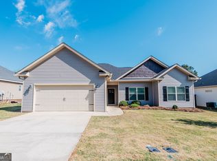 310 New Hope Dr, Perry, GA 31069