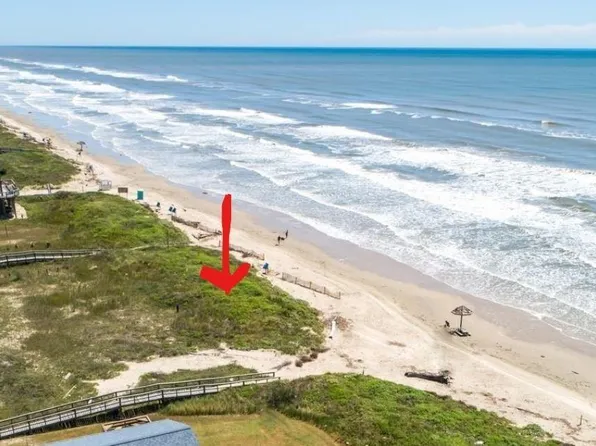 128 Saltgrass Ave, Freeport, TX 77541