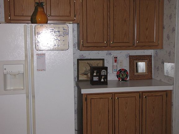 4th image of 1109 Brazos Ct