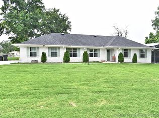 9478 E 137th St, Bixby, OK 74008