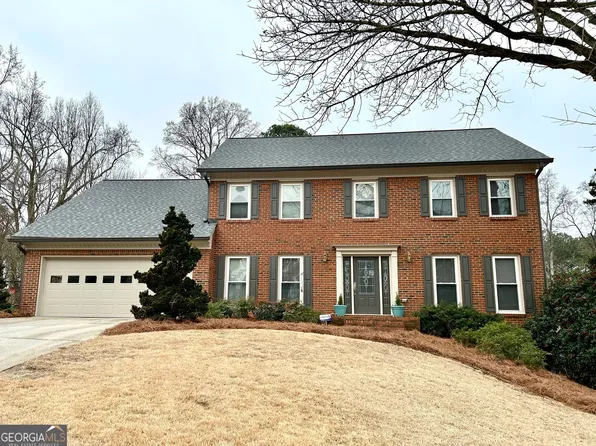 73 Planters Dr SW, Lilburn, GA 30047