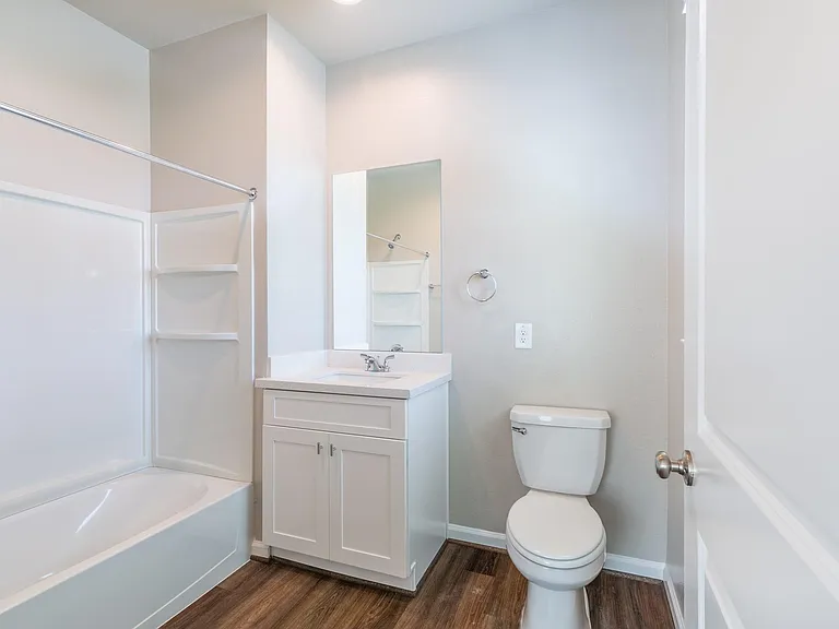 135 Park Place Cir #B — Photo 13