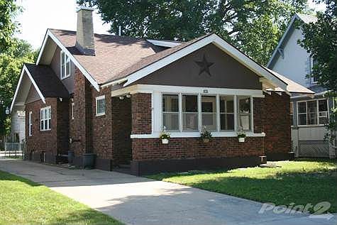 Fraser  309 E 6th 002