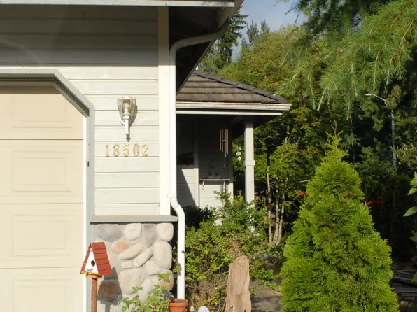 18502 Champions Dr, Arlington, WA 98223