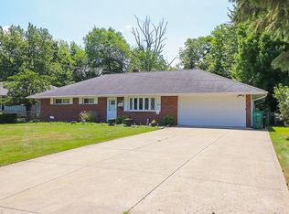 4608 Catlin Dr, Richmond Hts, OH 44143