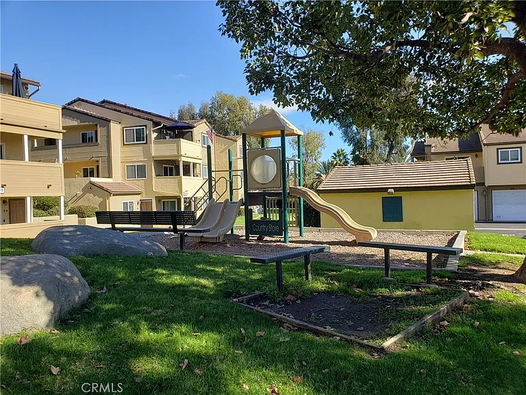 5054 Los Morros Way #102 — Photo 22