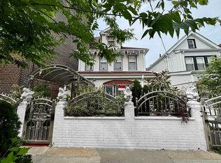 761 E 237th St, Bronx, NY 10466