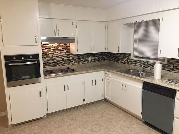 Kitchen, glass backsplash and new appliances