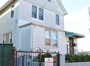828 E 218th St, Bronx, NY 10467