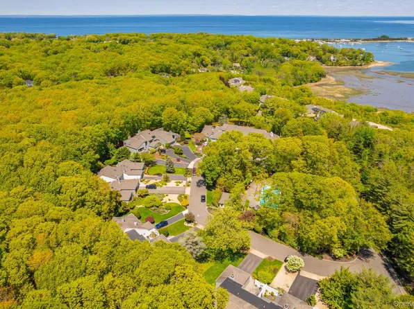 35 Timberline Circle, Port Jefferson, NY 11777
