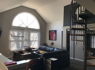 37 Cayuga St, Buffalo, NY 14211