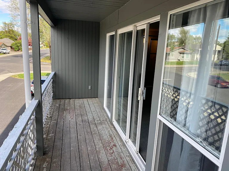 301 S Pine St #202 — Photo 5