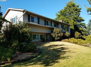 2021 SW 24th St, Troutdale, OR