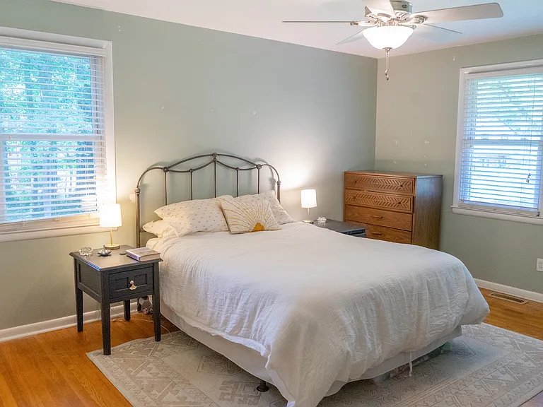 306 Plum Ln — Photo 22