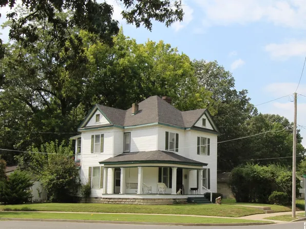 419 Fountain Ave, Paducah, KY 42001