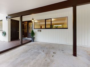 2585 Nelson Ave, West Vancouver, BC V7V 2R5